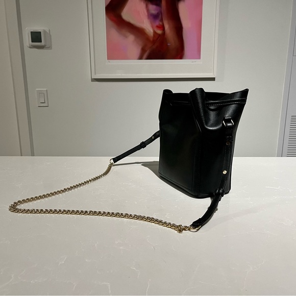 Matt and Nat GRACE VEGAN BUCKET BAG - APPLESKIN™ - Picture 7 of 12